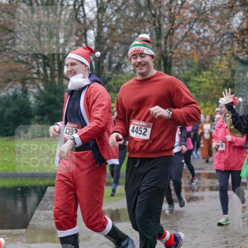 07.12.2025 - St. Pauli X-Mass-Run No. 15 Michael Burmester http://msf.ph/oto/9405244 07.12.2025 11:07:51 Laufen 15, 2310, 15, 4392, 15, 4452, 69, 15, 4432, 3109 meine-sportfotos.de