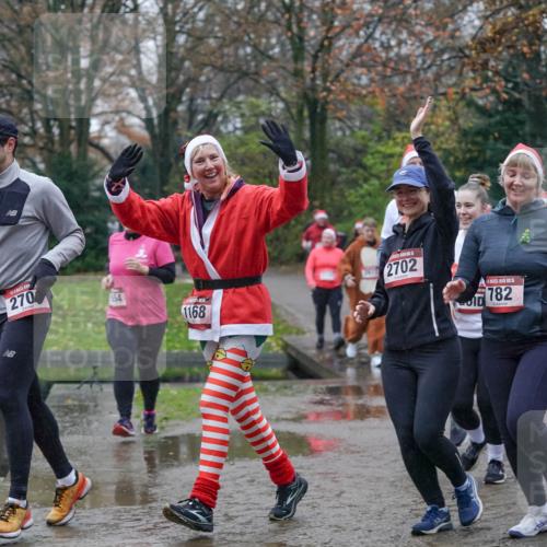 07.12.2025 - St. Pauli X-Mass-Run No. 15 Michael Burmester http://msf.ph/oto/9405259 07.12.2025 11:07:54 Laufen 270, 554, 2702, 1168, 5, 782, 4838, 243 meine-sportfotos.de