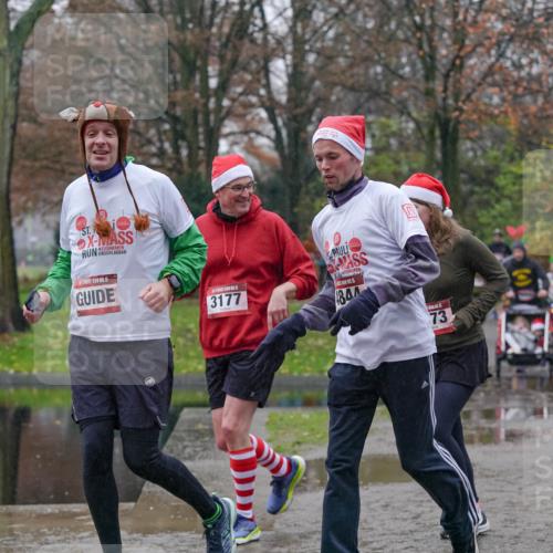 07.12.2025 - St. Pauli X-Mass-Run No. 15 Michael Burmester http://msf.ph/oto/9405321 07.12.2025 11:08:06 Laufen 15, 3177, 844, 73 meine-sportfotos.de