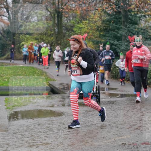 07.12.2025 - St. Pauli X-Mass-Run No. 15 Michael Burmester http://msf.ph/oto/9405327 07.12.2025 11:08:09 Laufen 991, 977, 1013 meine-sportfotos.de