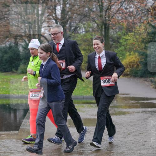 07.12.2025 - St. Pauli X-Mass-Run No. 15 Michael Burmester http://msf.ph/oto/9405389 07.12.2025 11:08:26 Laufen 3362, 5, 306, 2481, 227 meine-sportfotos.de