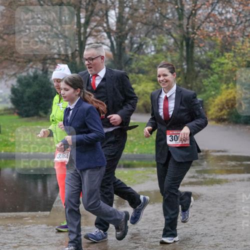 07.12.2025 - St. Pauli X-Mass-Run No. 15 Michael Burmester http://msf.ph/oto/9405390 07.12.2025 11:08:26 Laufen 3362, 300, 2481 meine-sportfotos.de
