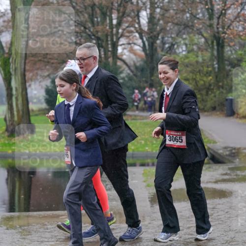 07.12.2025 - St. Pauli X-Mass-Run No. 15 Michael Burmester http://msf.ph/oto/9405392 07.12.2025 11:08:26 Laufen 3065, 99 meine-sportfotos.de