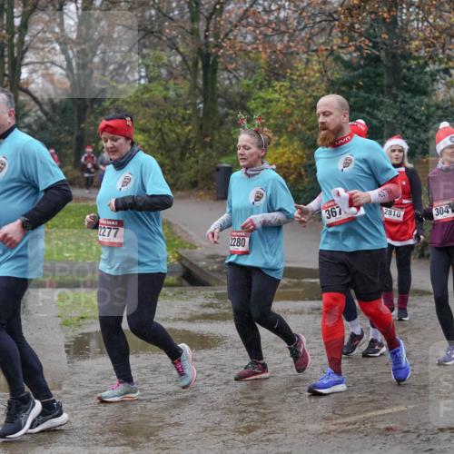 07.12.2025 - St. Pauli X-Mass-Run No. 15 Michael Burmester http://msf.ph/oto/9405403 07.12.2025 11:08:30 Laufen 2283, 15, 2277, 2280, 367, 2810, 304 meine-sportfotos.de
