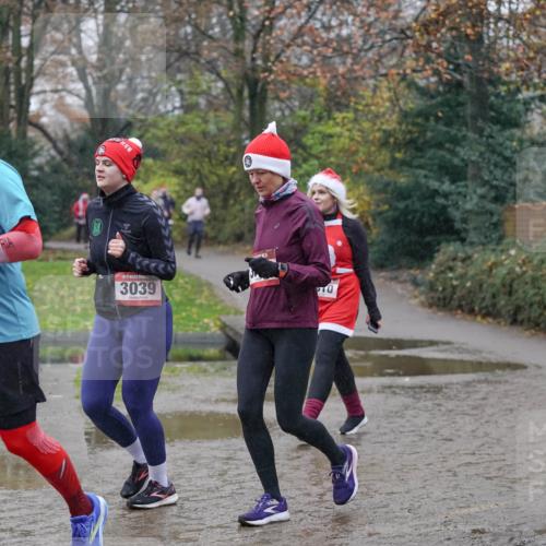 07.12.2025 - St. Pauli X-Mass-Run No. 15 Michael Burmester http://msf.ph/oto/9405408 07.12.2025 11:08:31 Laufen 135, 507, 8, 3039 meine-sportfotos.de