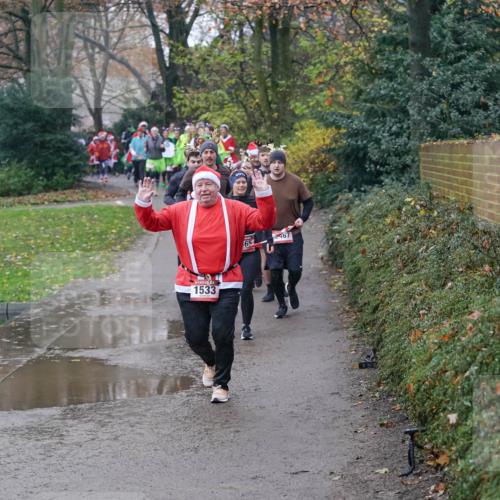07.12.2025 - St. Pauli X-Mass-Run No. 15 Michael Burmester http://msf.ph/oto/9405445 07.12.2025 11:08:52 Laufen 1533, 65, 2467 meine-sportfotos.de