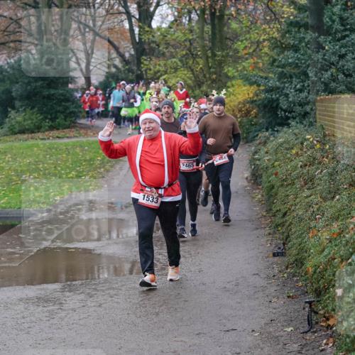 07.12.2025 - St. Pauli X-Mass-Run No. 15 Michael Burmester http://msf.ph/oto/9405447 07.12.2025 11:08:52 Laufen 1533, 2465, 407 meine-sportfotos.de