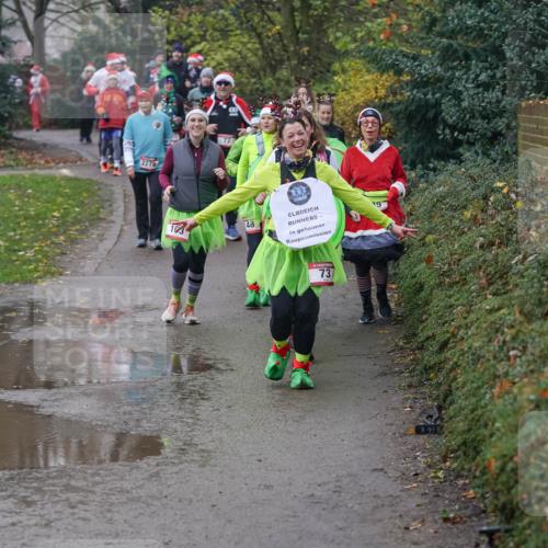 07.12.2025 - St. Pauli X-Mass-Run No. 15 Michael Burmester http://msf.ph/oto/9405478 07.12.2025 11:09:01 Laufen 2279, 103, 72, 48, 19, 73 meine-sportfotos.de