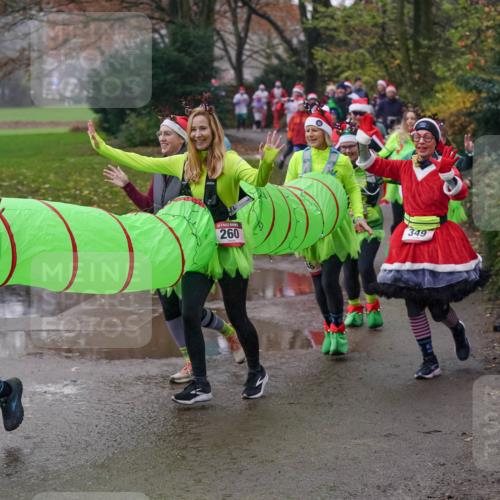 07.12.2025 - St. Pauli X-Mass-Run No. 15 Michael Burmester http://msf.ph/oto/9405496 07.12.2025 11:09:05 Laufen 260, 349 meine-sportfotos.de