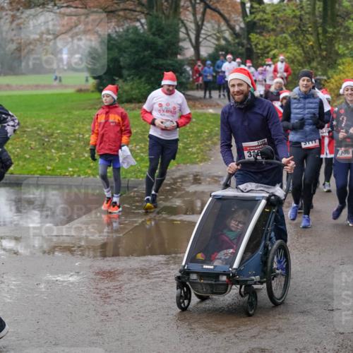 07.12.2025 - St. Pauli X-Mass-Run No. 15 Michael Burmester http://msf.ph/oto/9405540 07.12.2025 11:09:15 Laufen 3169, 38, 786 meine-sportfotos.de