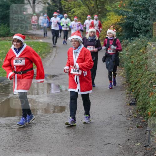 07.12.2025 - St. Pauli X-Mass-Run No. 15 Michael Burmester http://msf.ph/oto/9405555 07.12.2025 11:09:19 Laufen 5, 857, 544, 2011, 2010 meine-sportfotos.de