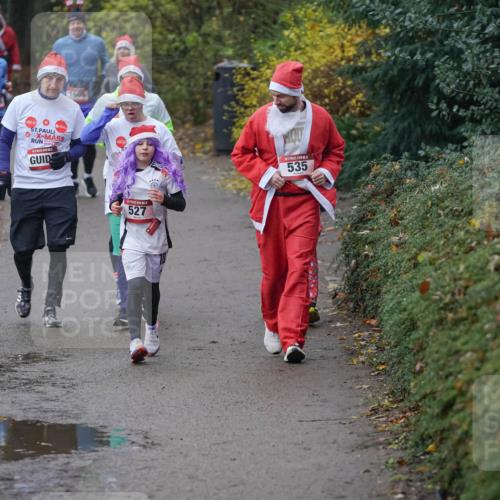 07.12.2025 - St. Pauli X-Mass-Run No. 15 Michael Burmester http://msf.ph/oto/9405562 07.12.2025 11:09:24 Laufen 160, 527, 535 meine-sportfotos.de