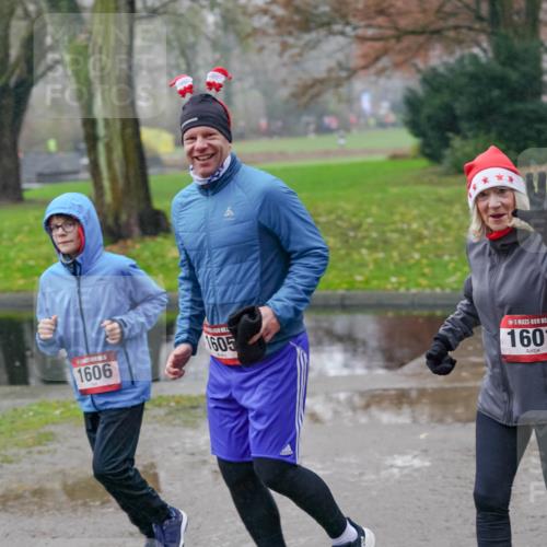 07.12.2025 - St. Pauli X-Mass-Run No. 15 Michael Burmester http://msf.ph/oto/9405591 07.12.2025 11:09:36 Laufen 1605, 1606, 5, 1601 meine-sportfotos.de