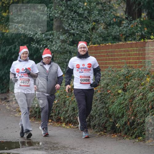 07.12.2025 - St. Pauli X-Mass-Run No. 15 Michael Burmester http://msf.ph/oto/9405609 07.12.2025 11:10:58 Laufen 4817 meine-sportfotos.de