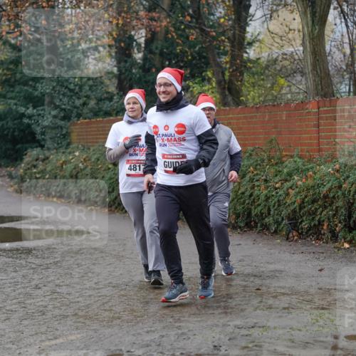 07.12.2025 - St. Pauli X-Mass-Run No. 15 Michael Burmester http://msf.ph/oto/9405614 07.12.2025 11:11:03 Laufen 4817, 5 meine-sportfotos.de