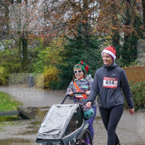 07.12.2025 - St. Pauli X-Mass-Run No. 15 Michael Burmester http://msf.ph/oto/9405649 07.12.2025 11:13:02 Laufen 5, 614 meine-sportfotos.de