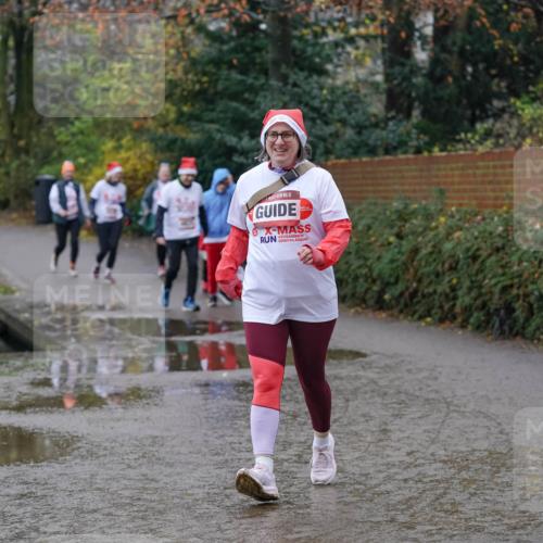 07.12.2025 - St. Pauli X-Mass-Run No. 15 Michael Burmester http://msf.ph/oto/9405665 07.12.2025 11:15:18 Laufen 5, 6 meine-sportfotos.de