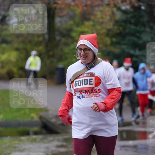 07.12.2025 - St. Pauli X-Mass-Run No. 15 Michael Burmester http://msf.ph/oto/9405667 07.12.2025 11:15:18 Laufen 15 meine-sportfotos.de