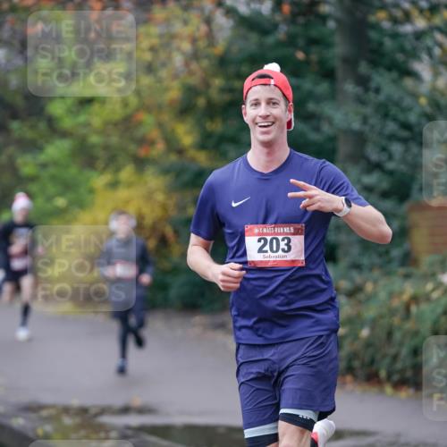 07.12.2025 - St. Pauli X-Mass-Run No. 15 Michael Burmester http://msf.ph/oto/9405706 07.12.2025 11:17:20 Laufen 157, 203 meine-sportfotos.de