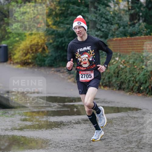 07.12.2025 - St. Pauli X-Mass-Run No. 15 Michael Burmester http://msf.ph/oto/9405715 07.12.2025 11:17:25 Laufen 2705, 15 meine-sportfotos.de