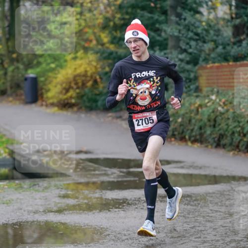 07.12.2025 - St. Pauli X-Mass-Run No. 15 Michael Burmester http://msf.ph/oto/9405716 07.12.2025 11:17:25 Laufen 15, 2705 meine-sportfotos.de
