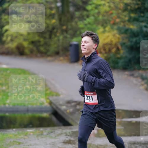 07.12.2025 - St. Pauli X-Mass-Run No. 15 Michael Burmester http://msf.ph/oto/9405724 07.12.2025 11:17:42 Laufen 15, 331 meine-sportfotos.de