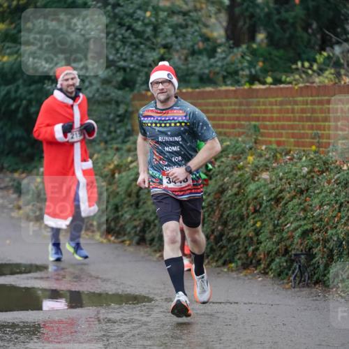 07.12.2025 - St. Pauli X-Mass-Run No. 15 Michael Burmester http://msf.ph/oto/9405782 07.12.2025 11:18:37 Laufen 215, 34, 6 meine-sportfotos.de