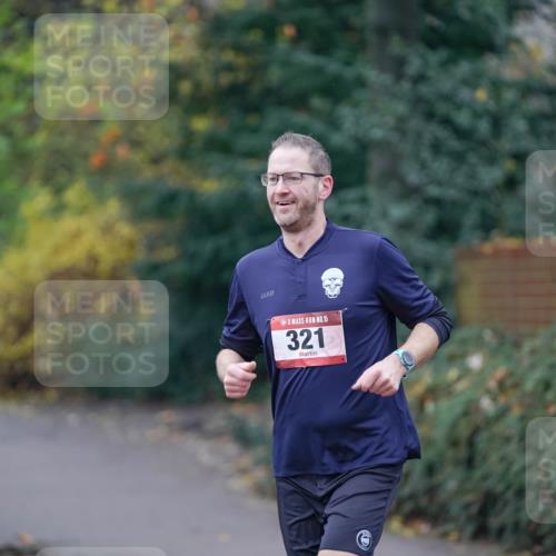 07.12.2025 - St. Pauli X-Mass-Run No. 15 Michael Burmester http://msf.ph/oto/9405805 07.12.2025 11:18:47 Laufen 15, 321 meine-sportfotos.de