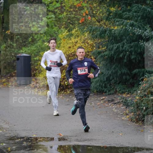 07.12.2025 - St. Pauli X-Mass-Run No. 15 Michael Burmester http://msf.ph/oto/9405809 07.12.2025 11:18:55 Laufen 2183, 316 meine-sportfotos.de