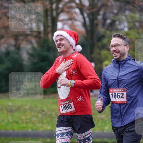 07.12.2025 - St. Pauli X-Mass-Run No. 15 Michael Burmester http://msf.ph/oto/9405841 07.12.2025 11:19:26 Laufen 15, 1960, 15, 1962 meine-sportfotos.de