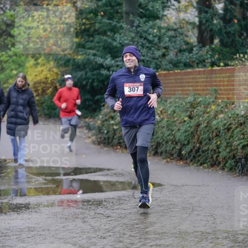 07.12.2025 - St. Pauli X-Mass-Run No. 15 Michael Burmester http://msf.ph/oto/9405873 07.12.2025 11:19:44 Laufen 5, 307 meine-sportfotos.de