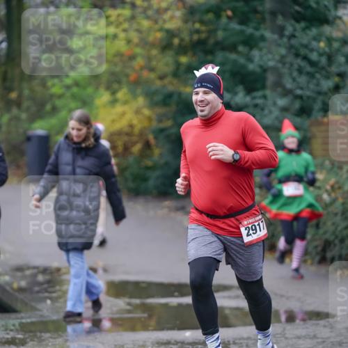 07.12.2025 - St. Pauli X-Mass-Run No. 15 Michael Burmester http://msf.ph/oto/9405883 07.12.2025 11:19:48 Laufen 2917 meine-sportfotos.de