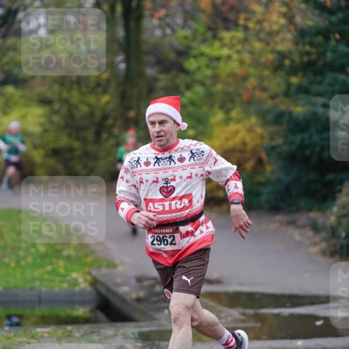 07.12.2025 - St. Pauli X-Mass-Run No. 15 Michael Burmester http://msf.ph/oto/9405897 07.12.2025 11:19:53 Laufen 15, 2962 meine-sportfotos.de