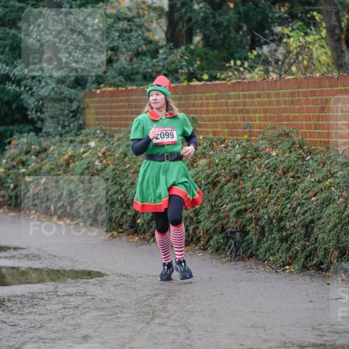 07.12.2025 - St. Pauli X-Mass-Run No. 15 Michael Burmester http://msf.ph/oto/9405912 07.12.2025 11:19:59 Laufen 3000, 099 meine-sportfotos.de