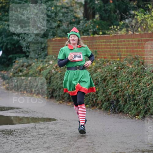 07.12.2025 - St. Pauli X-Mass-Run No. 15 Michael Burmester http://msf.ph/oto/9405915 07.12.2025 11:20:00 Laufen 099 meine-sportfotos.de