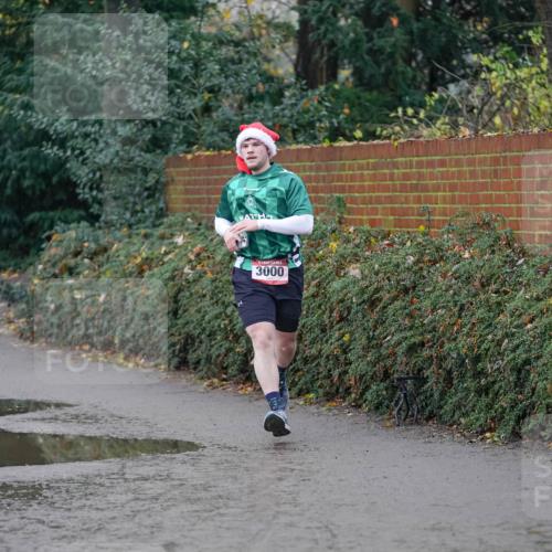 07.12.2025 - St. Pauli X-Mass-Run No. 15 Michael Burmester http://msf.ph/oto/9405924 07.12.2025 11:20:03 Laufen 3000 meine-sportfotos.de