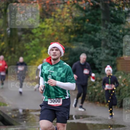 07.12.2025 - St. Pauli X-Mass-Run No. 15 Michael Burmester http://msf.ph/oto/9405931 07.12.2025 11:20:05 Laufen 3000 meine-sportfotos.de