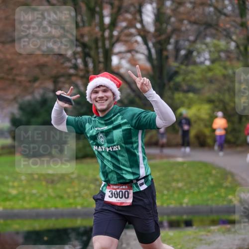 07.12.2025 - St. Pauli X-Mass-Run No. 15 Michael Burmester http://msf.ph/oto/9405935 07.12.2025 11:20:06 Laufen 15, 3000 meine-sportfotos.de