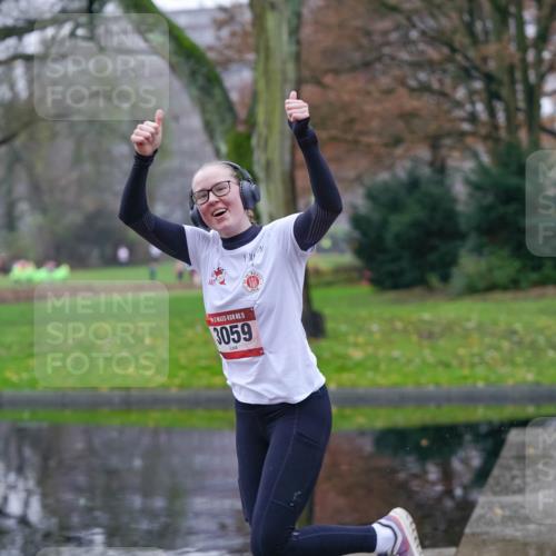 07.12.2025 - St. Pauli X-Mass-Run No. 15 Michael Burmester http://msf.ph/oto/9405964 07.12.2025 11:20:12 Laufen 15, 3059, 1910 meine-sportfotos.de