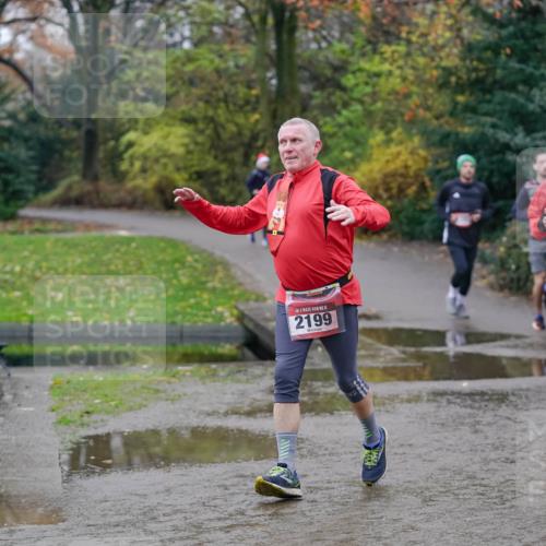 07.12.2025 - St. Pauli X-Mass-Run No. 15 Michael Burmester http://msf.ph/oto/9405973 07.12.2025 11:20:14 Laufen 15, 2199, 1318, 907 meine-sportfotos.de