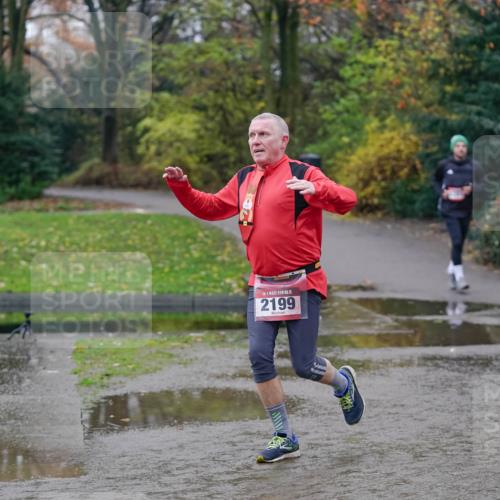 07.12.2025 - St. Pauli X-Mass-Run No. 15 Michael Burmester http://msf.ph/oto/9405974 07.12.2025 11:20:14 Laufen 15, 2199, 1318 meine-sportfotos.de