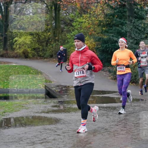 07.12.2025 - St. Pauli X-Mass-Run No. 15 Michael Burmester http://msf.ph/oto/9405976 07.12.2025 11:20:15 Laufen 1318, 2907, 728 meine-sportfotos.de