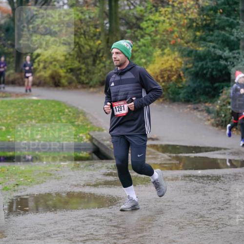 07.12.2025 - St. Pauli X-Mass-Run No. 15 Michael Burmester http://msf.ph/oto/9405990 07.12.2025 11:20:19 Laufen 1281 meine-sportfotos.de