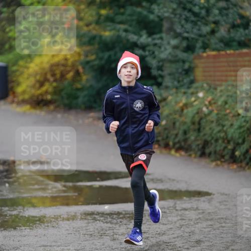07.12.2025 - St. Pauli X-Mass-Run No. 15 Michael Burmester http://msf.ph/oto/9405994 07.12.2025 11:20:22 Laufen  meine-sportfotos.de