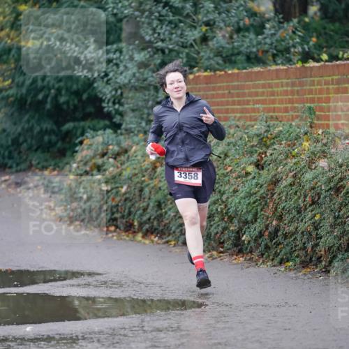 07.12.2025 - St. Pauli X-Mass-Run No. 15 Michael Burmester http://msf.ph/oto/9405996 07.12.2025 11:20:28 Laufen 3357, 3358 meine-sportfotos.de