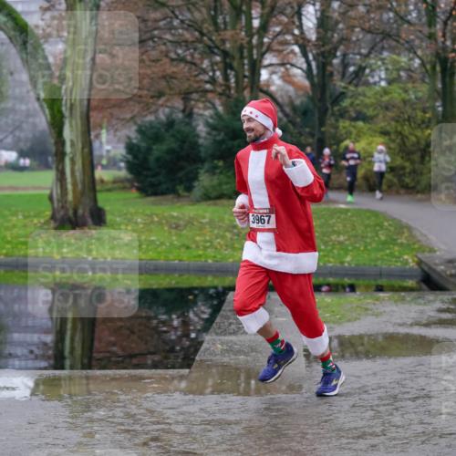 07.12.2025 - St. Pauli X-Mass-Run No. 15 Michael Burmester http://msf.ph/oto/9406056 07.12.2025 11:20:52 Laufen 3967 meine-sportfotos.de