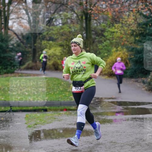 07.12.2025 - St. Pauli X-Mass-Run No. 15 Michael Burmester http://msf.ph/oto/9406107 07.12.2025 11:21:11 Laufen 2603, 453 meine-sportfotos.de