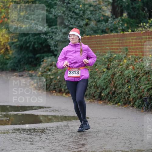 07.12.2025 - St. Pauli X-Mass-Run No. 15 Michael Burmester http://msf.ph/oto/9406118 07.12.2025 11:21:16 Laufen 15, 2313 meine-sportfotos.de