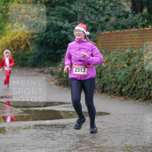 07.12.2025 - St. Pauli X-Mass-Run No. 15 Michael Burmester http://msf.ph/oto/9406119 07.12.2025 11:21:16 Laufen 15, 2313 meine-sportfotos.de