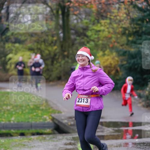 07.12.2025 - St. Pauli X-Mass-Run No. 15 Michael Burmester http://msf.ph/oto/9406122 07.12.2025 11:21:17 Laufen 15, 2313 meine-sportfotos.de